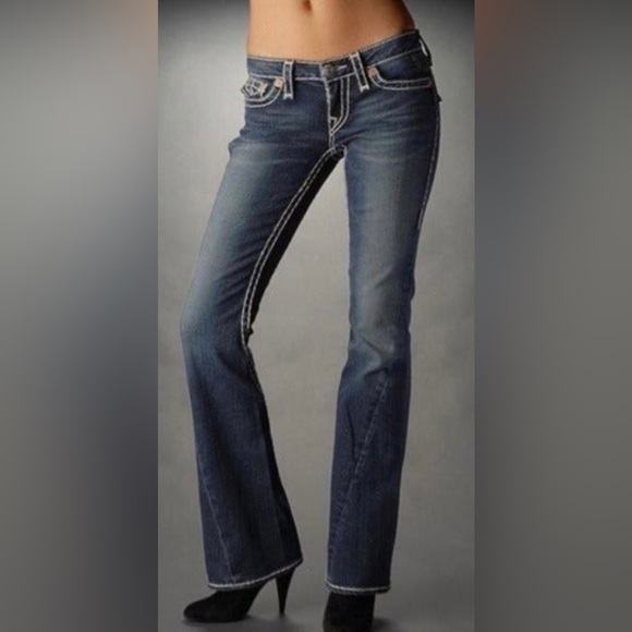 TRUE RELIGION JOEY BIG T ローライズ ブーツカットデニム TRUE